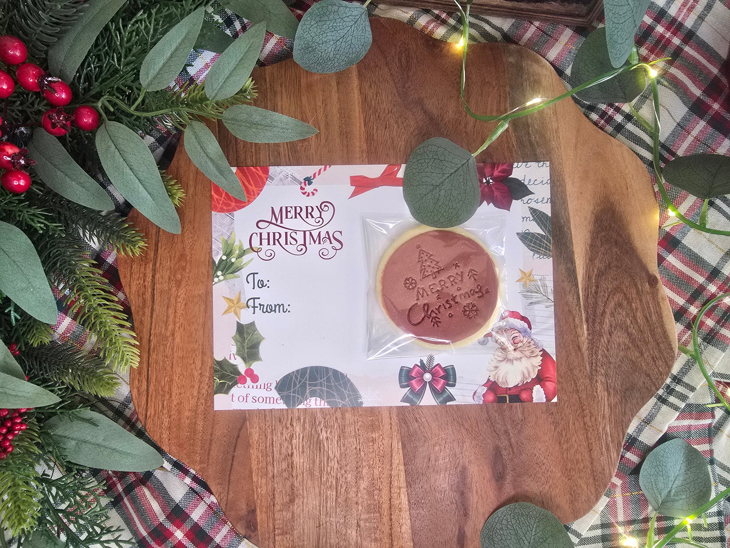 Single Merry Christmas Cookie on GIFTING CARD