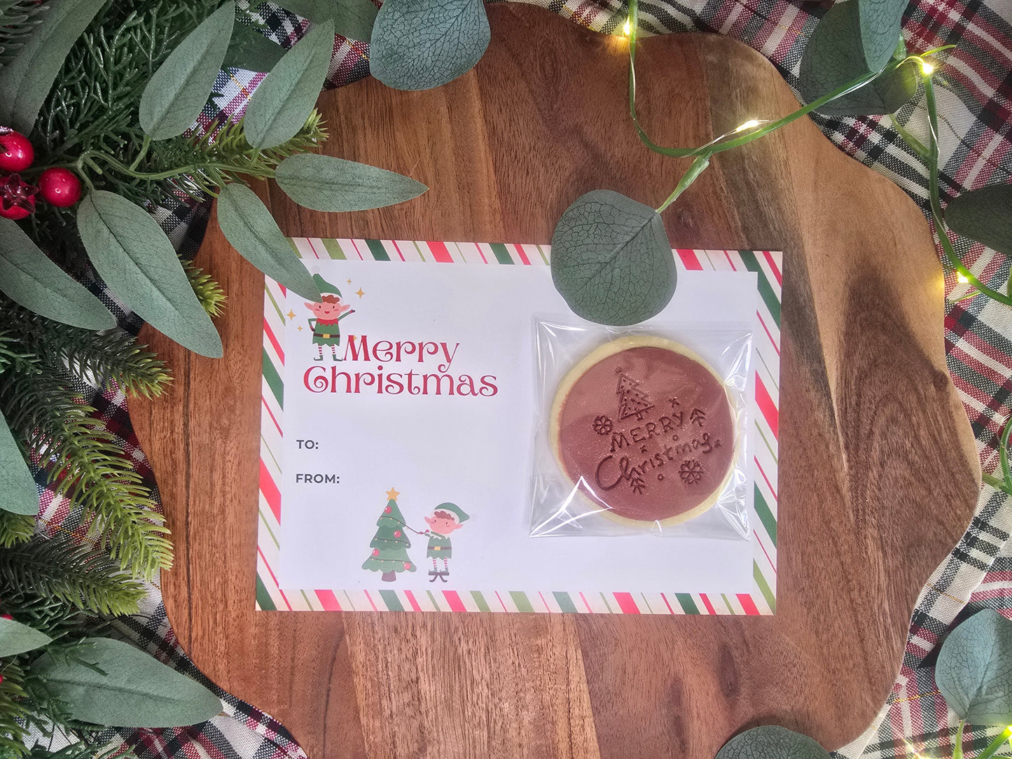 Single Merry Christmas Cookie on GIFTING CARD