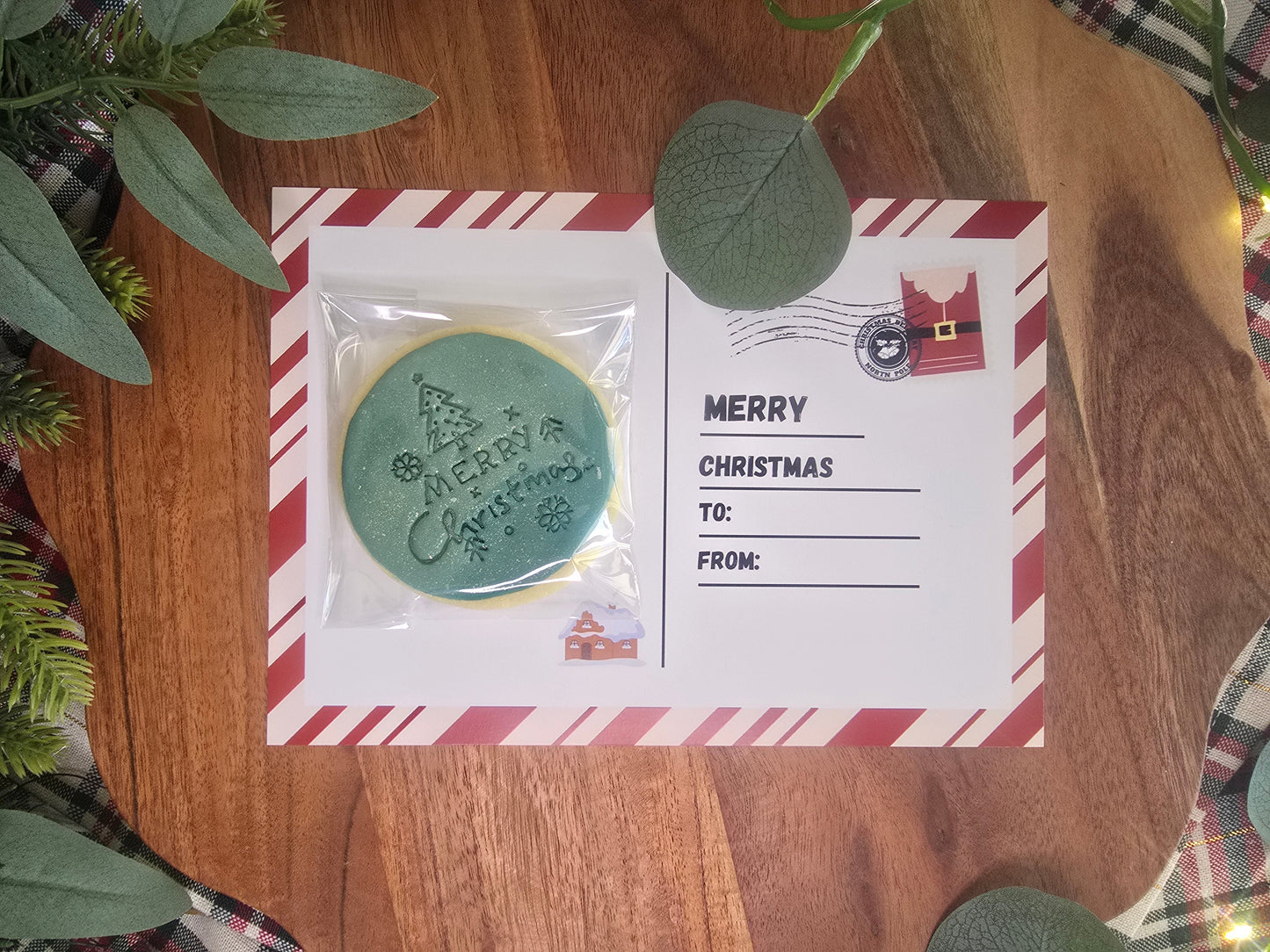 Single Merry Christmas Cookie on GIFTING CARD
