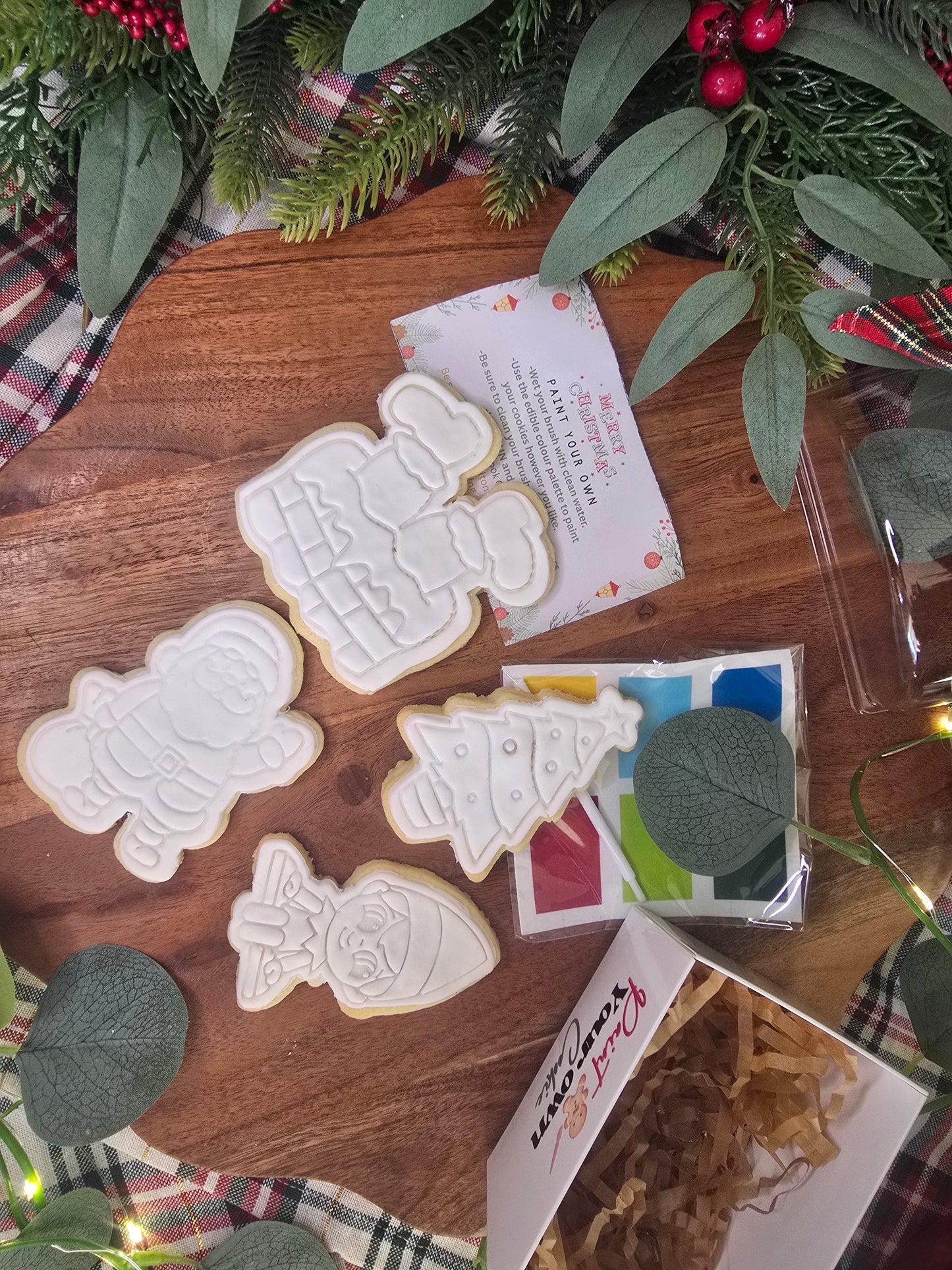 Paint your own Christmas Cookies