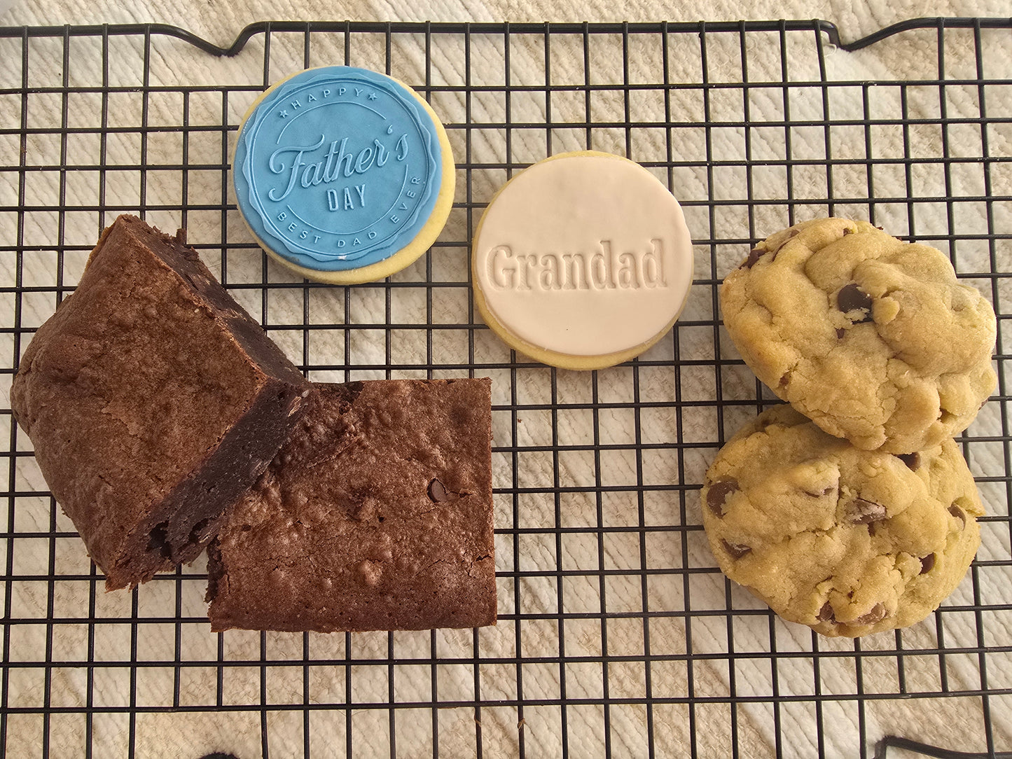 Dad's dessert box