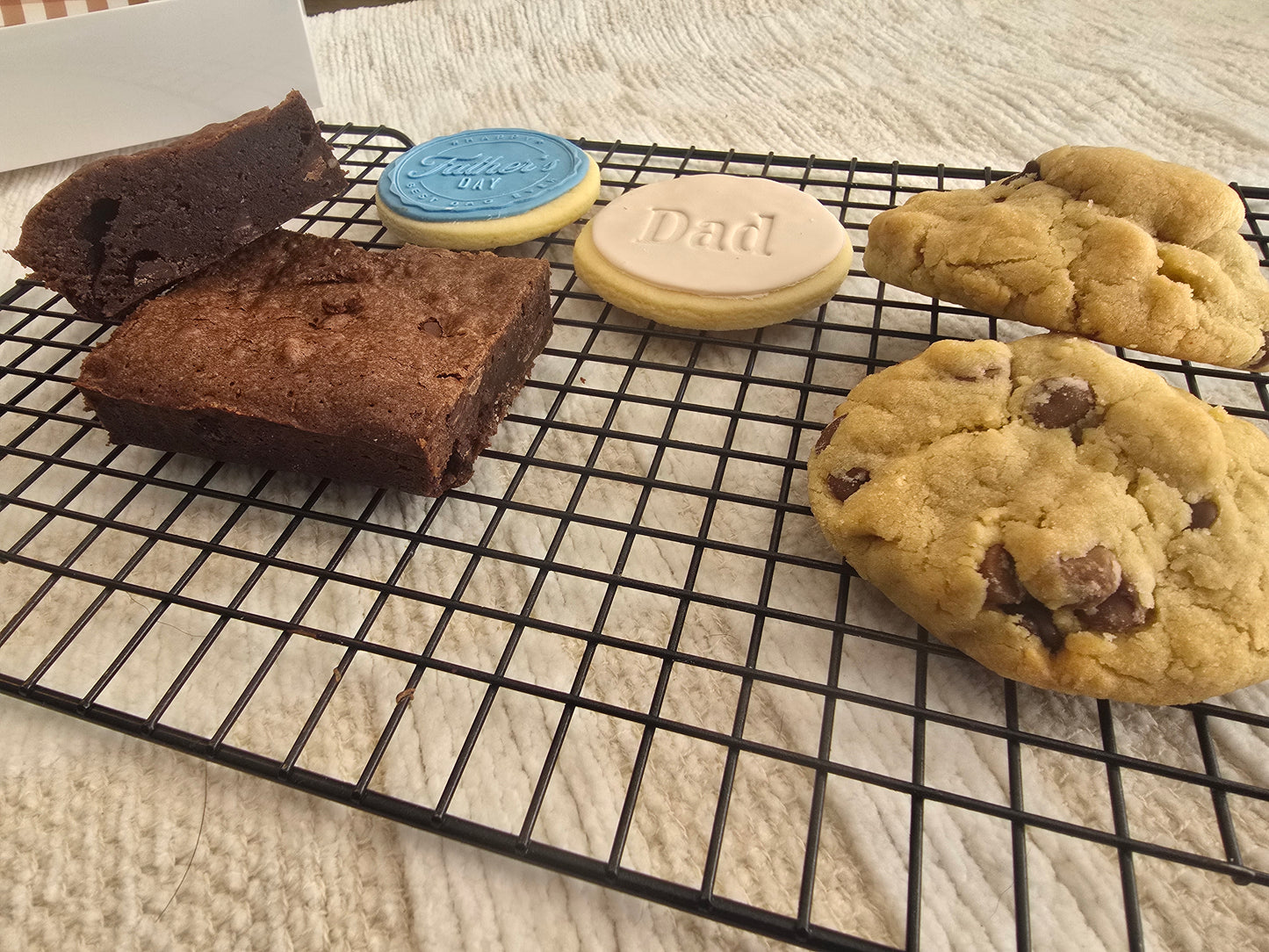 Dad's dessert box