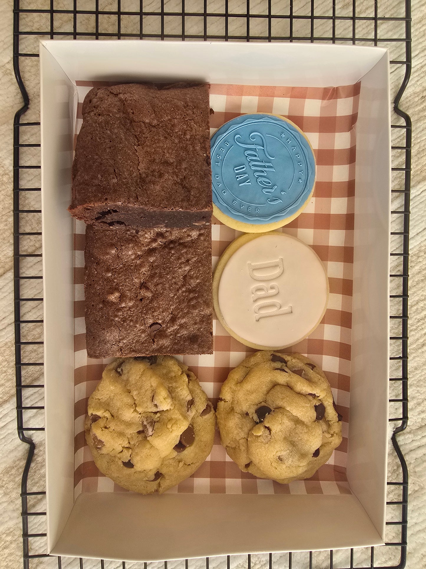 Dad's dessert box